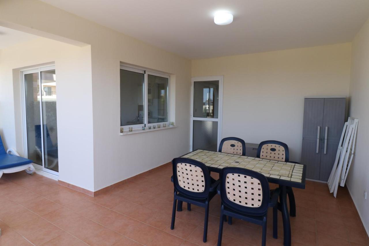 Sunset Apartment With Pool & 10 Mins To Venus Beach Paphos Exterior photo